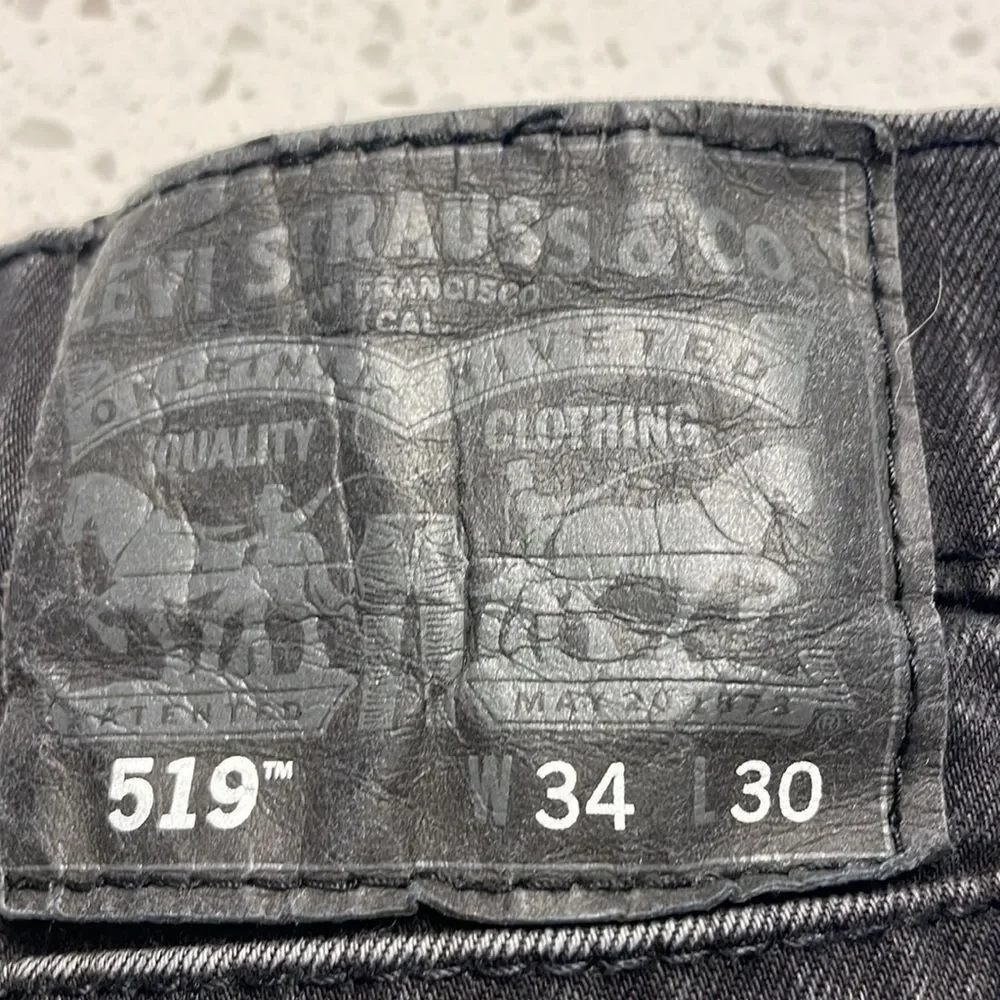 Levi’s 519 Mens black jeans